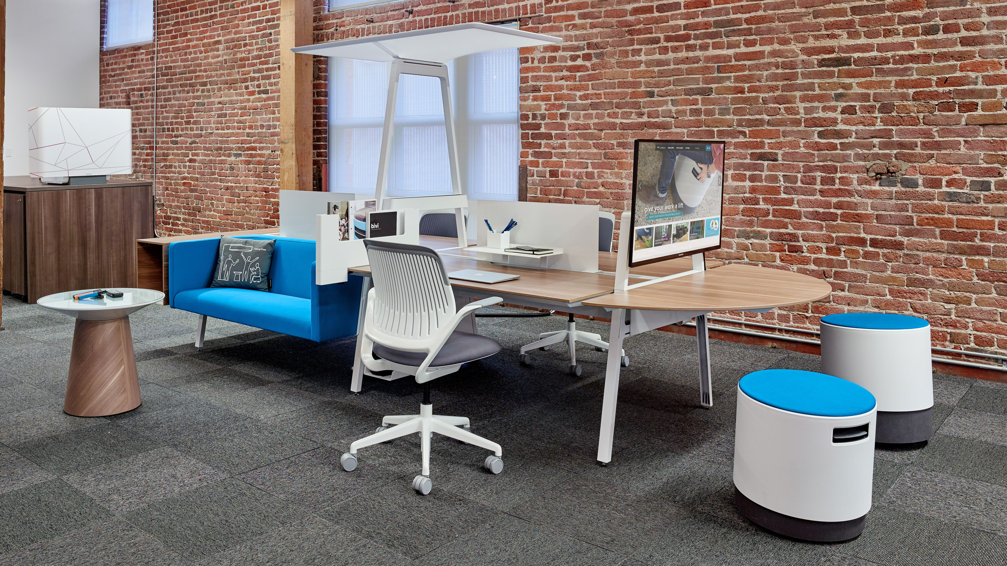 Steelcase bivi online height adjustable desk