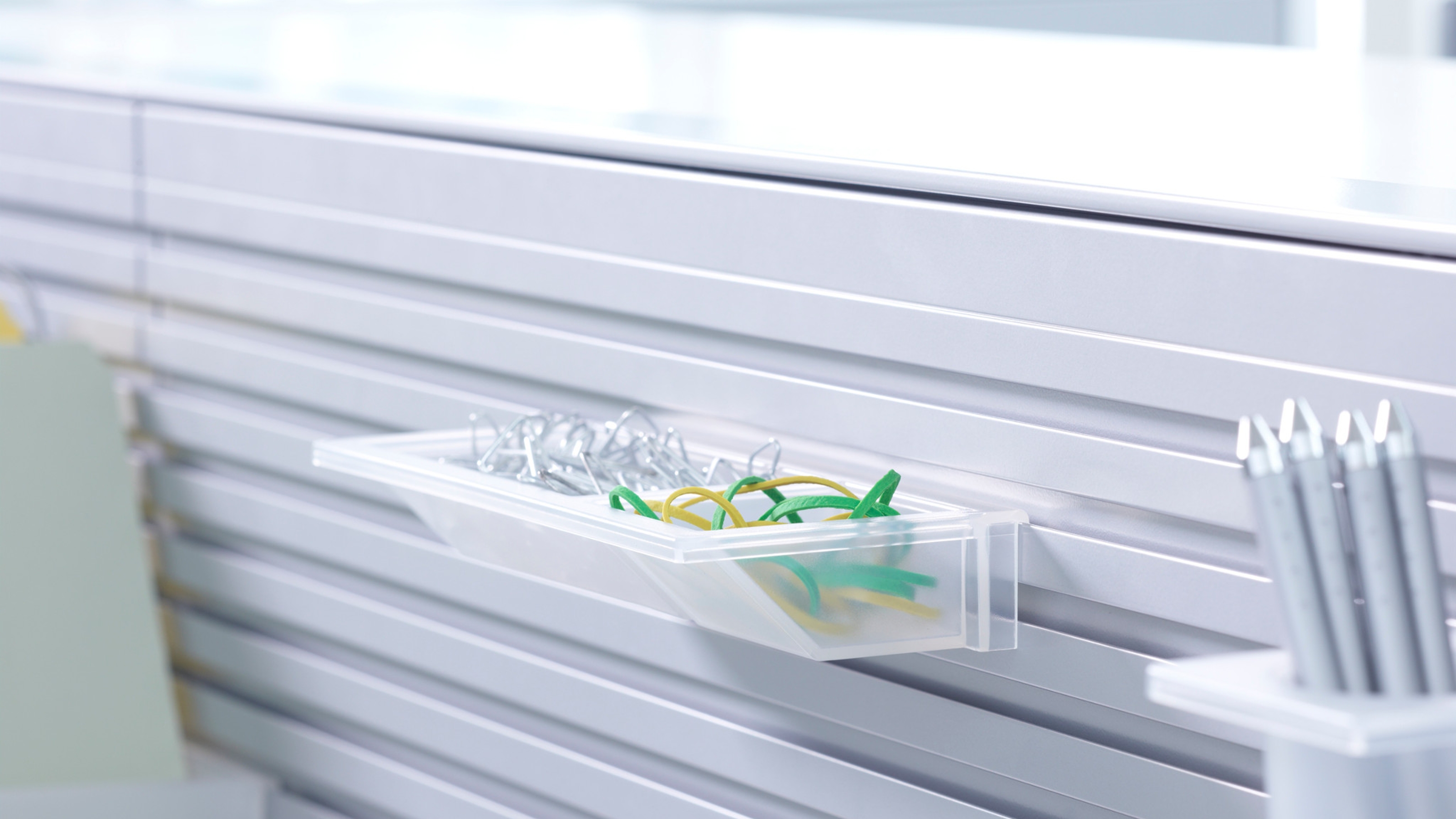 Slatwall + SlatRail – Utensil Storage