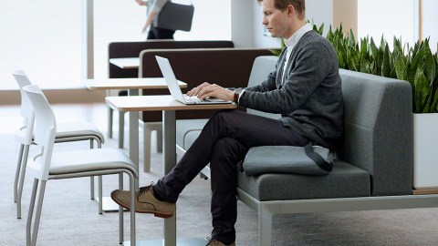 Regard Lounge Seating