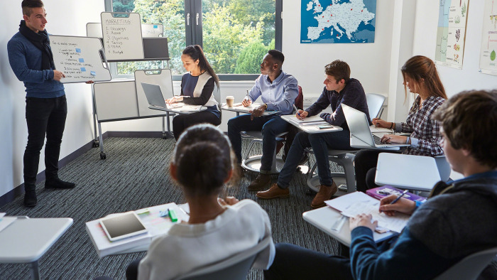 Learning Spaces – Classrooms by Steelcase