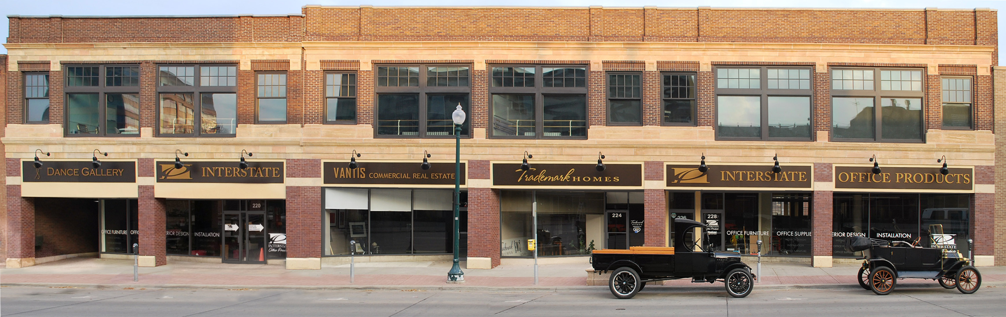 Showroom Interstate Office Products